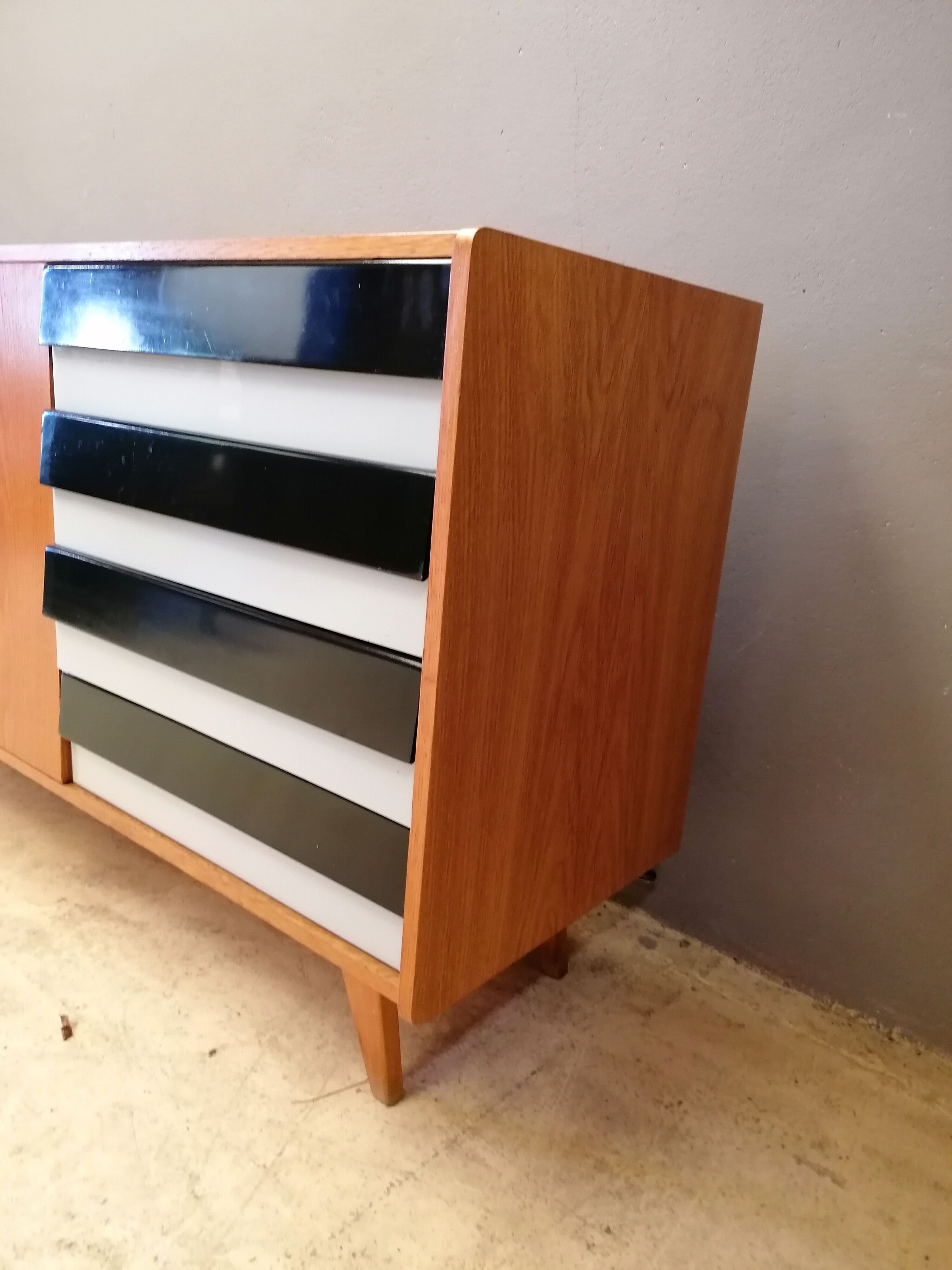 Sideboard Jiroutek U460, 1960