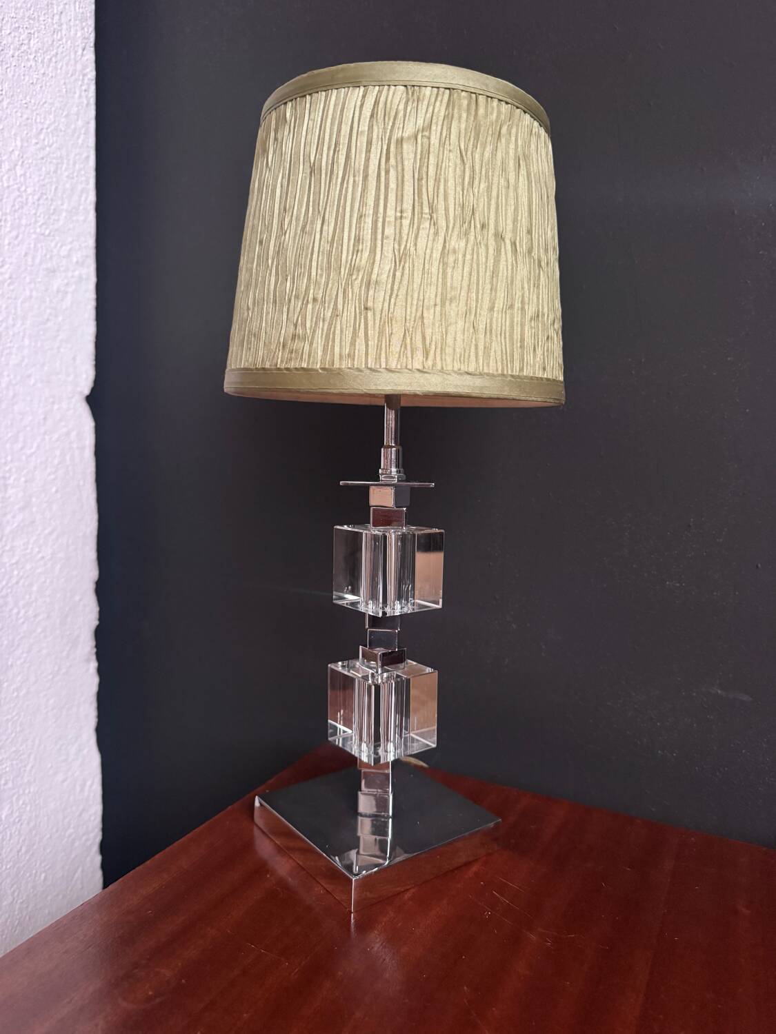 Art Deco lamp in chrome and crystal