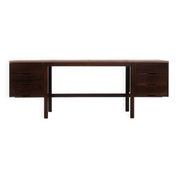 Canaan desk in wood and leather by Marcel Breuer for Gavina, Italy 1950s.
