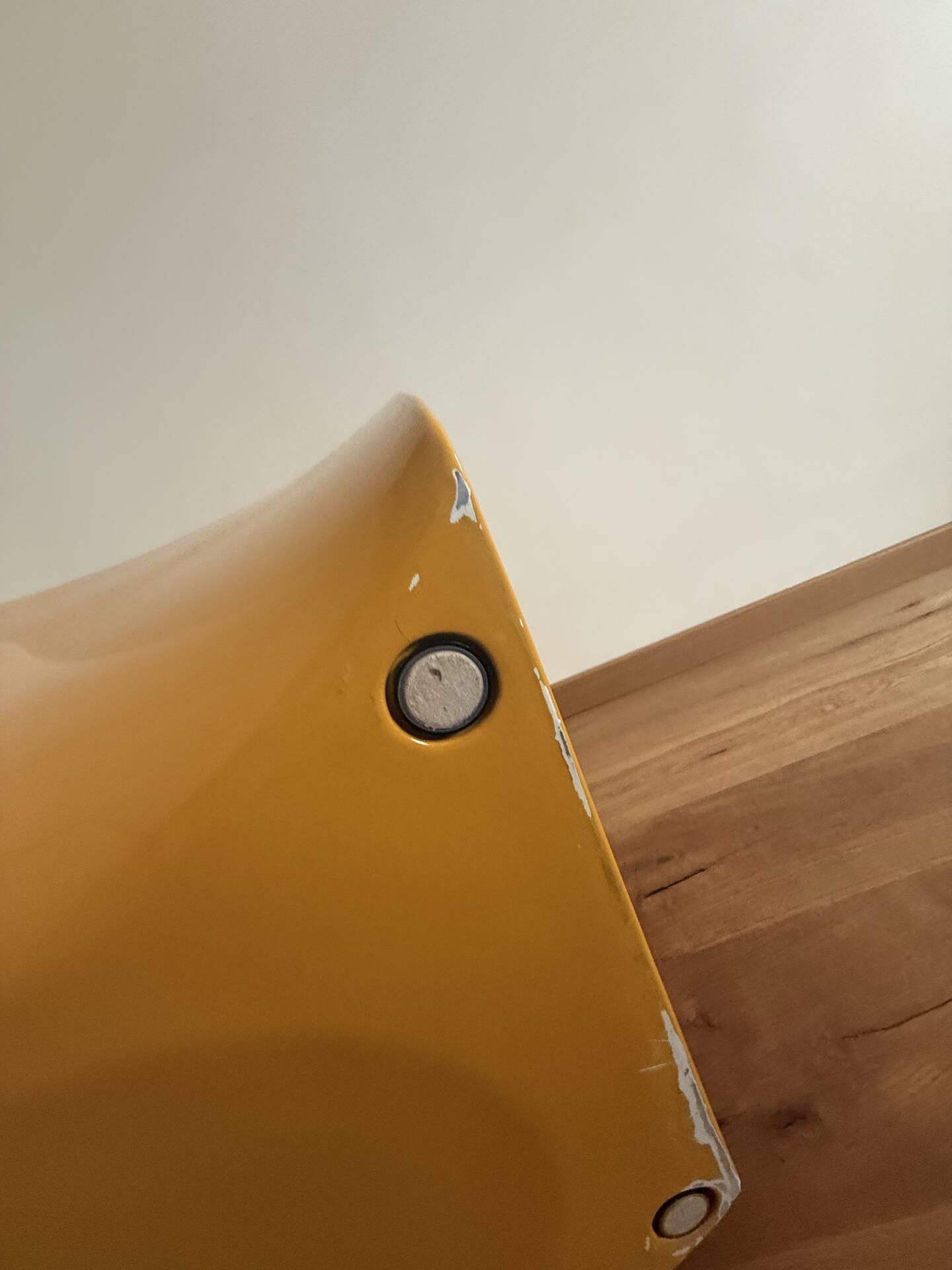 SIGN chair by Piergiorgio Cazzaniga for MDF Italia – Glossy yellow