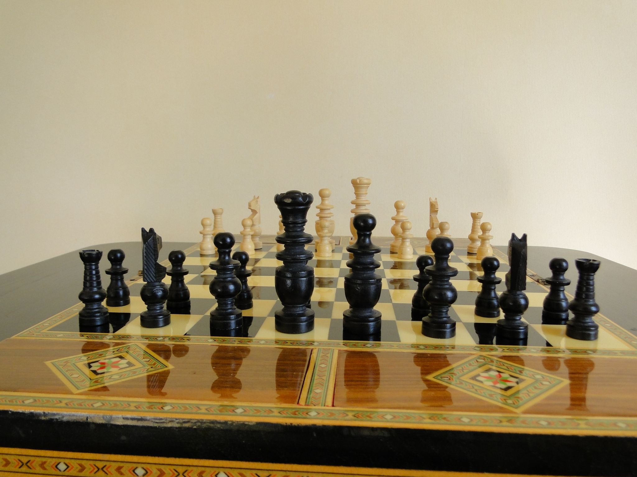 Vintage syrian chess board box wooden mosaic inlaid marquetry