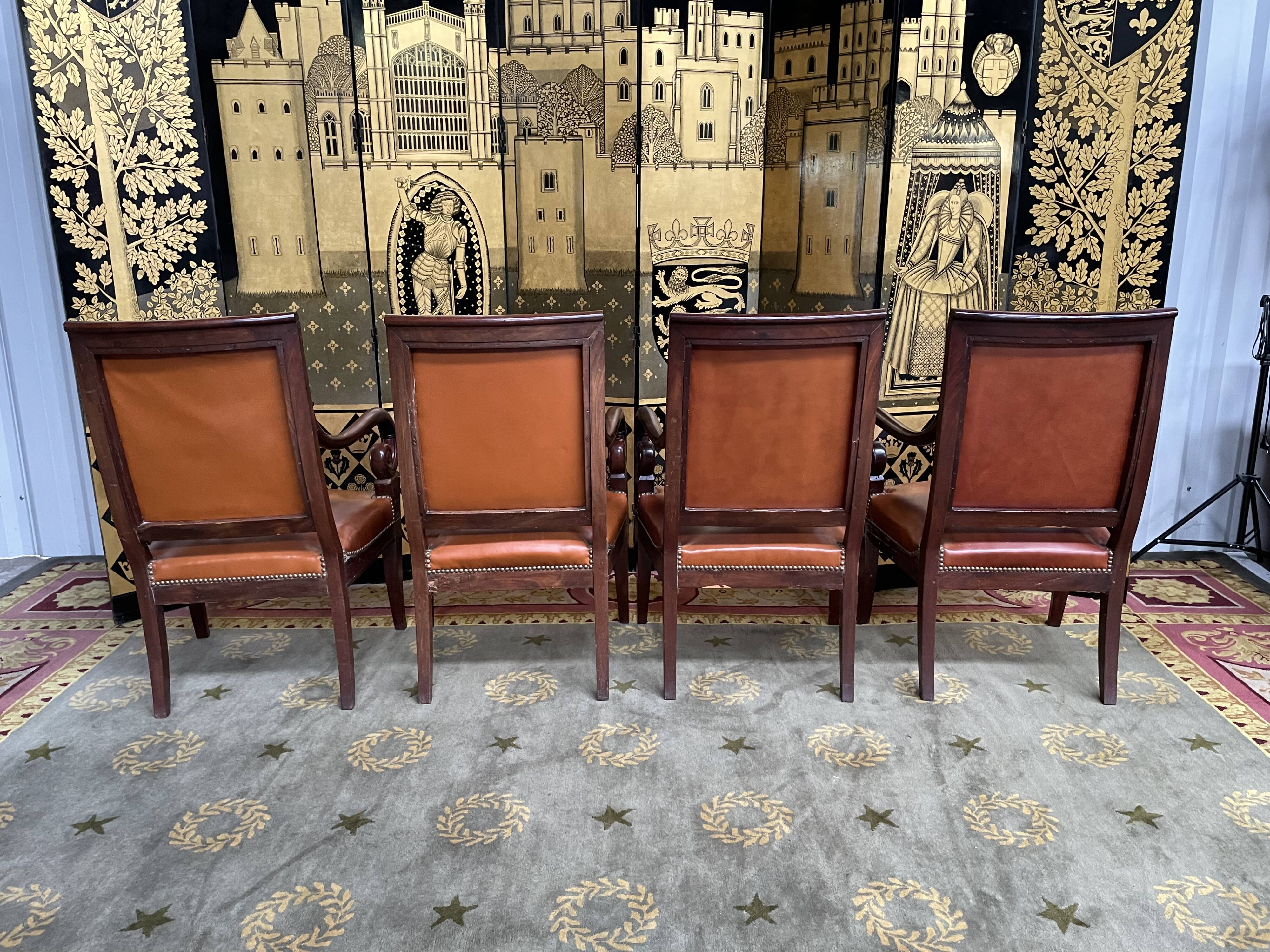 Suite of 4 armchairs period Restoration leather and mahogany