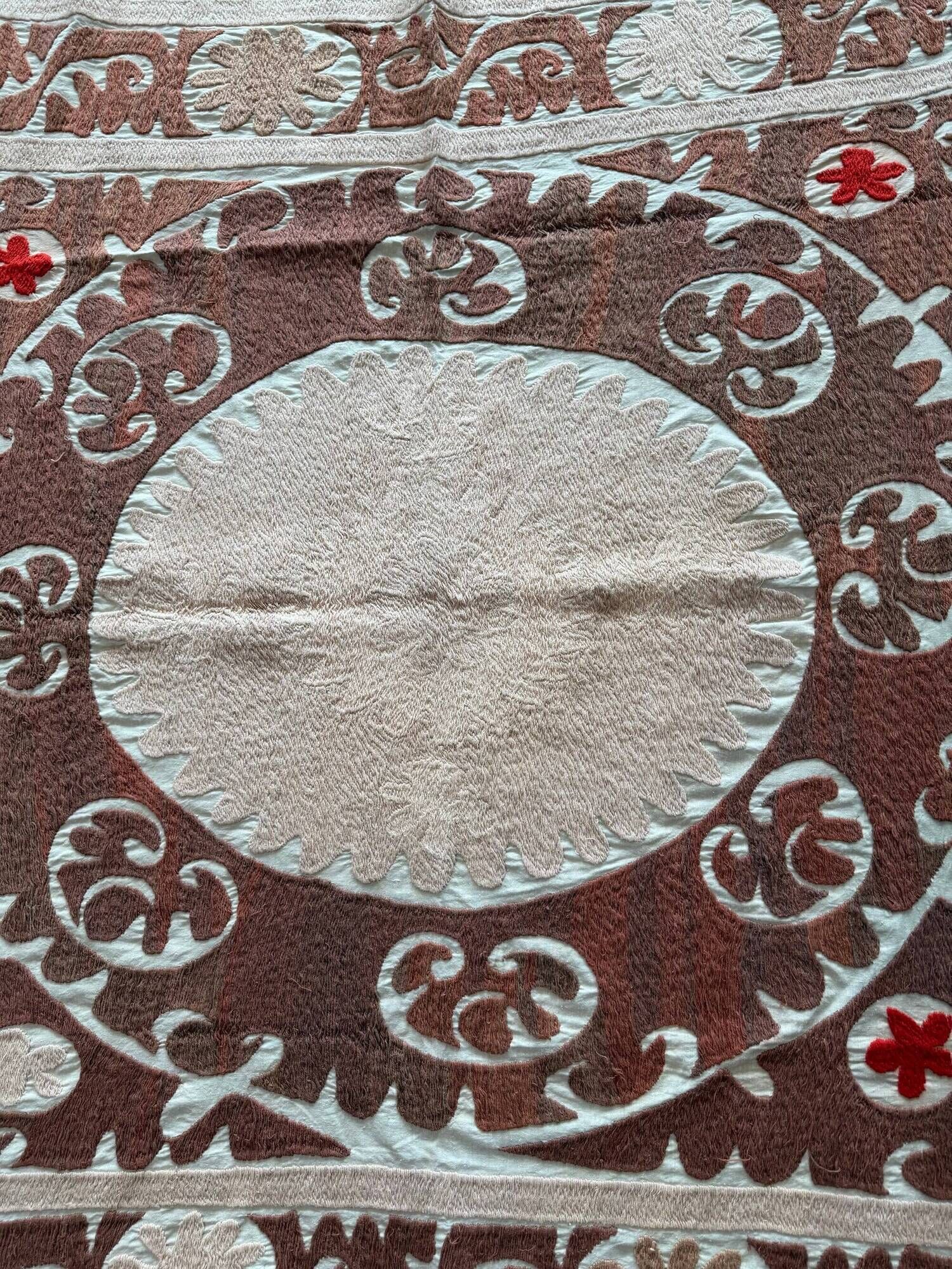 Vintage hand-embroidered tablecloth 133x140 cm