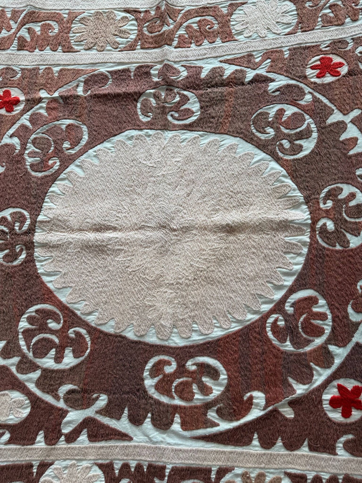 Vintage hand-embroidered tablecloth 133x140 cm