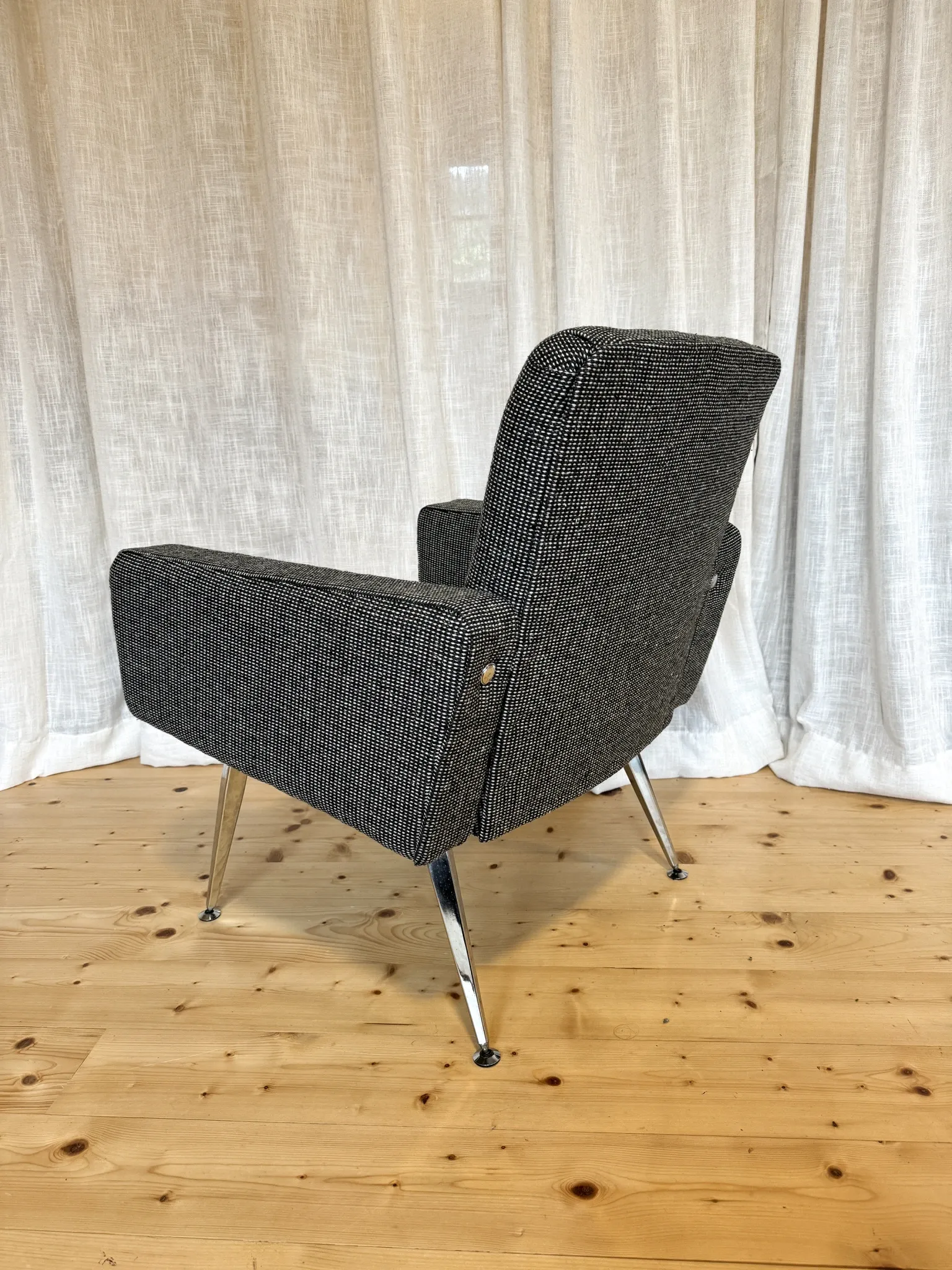 Vintage armchair from the 50s/60s.