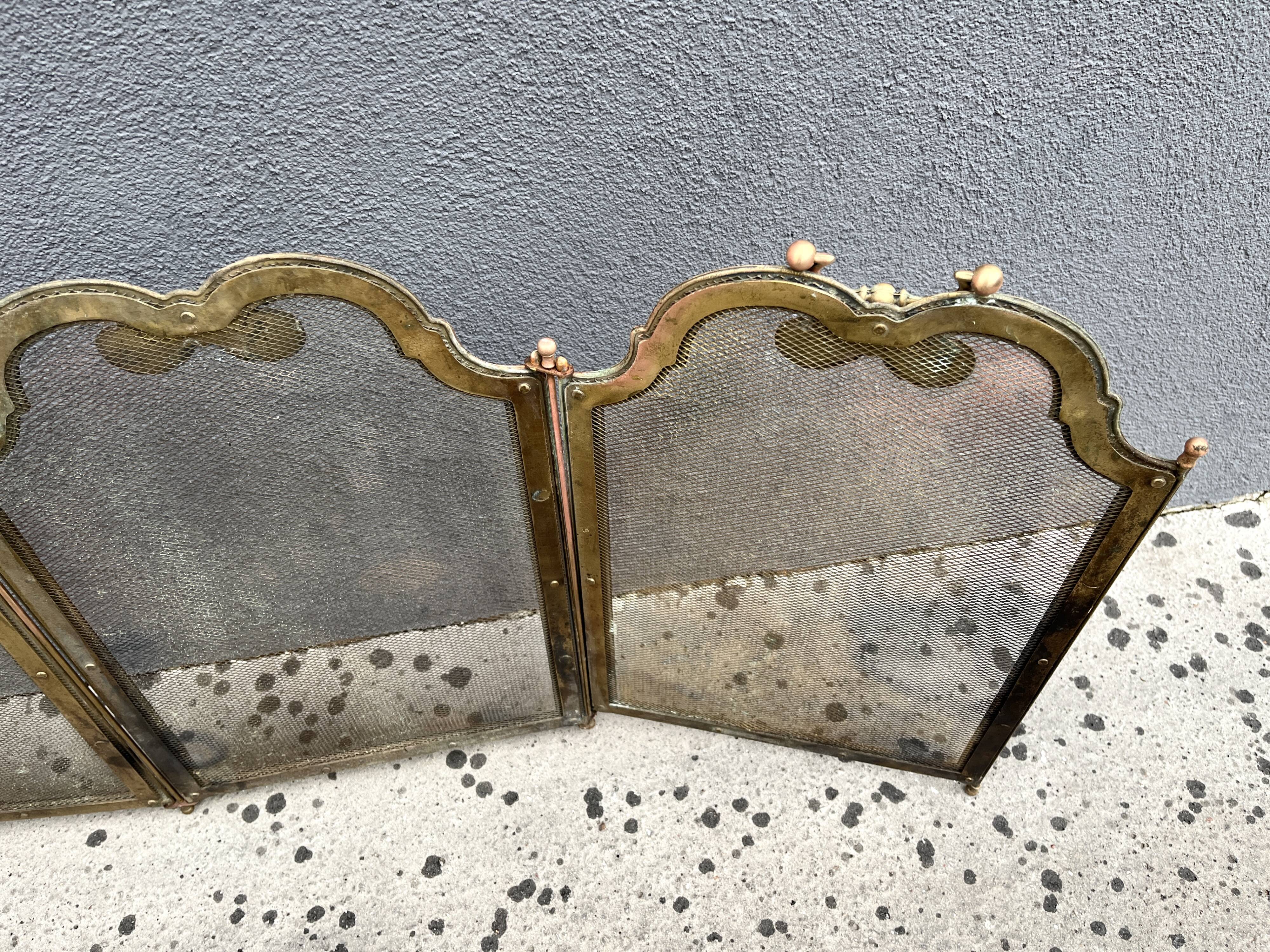 Antique brass fireplace screen from the 1920s, 4-panel fireplace screen