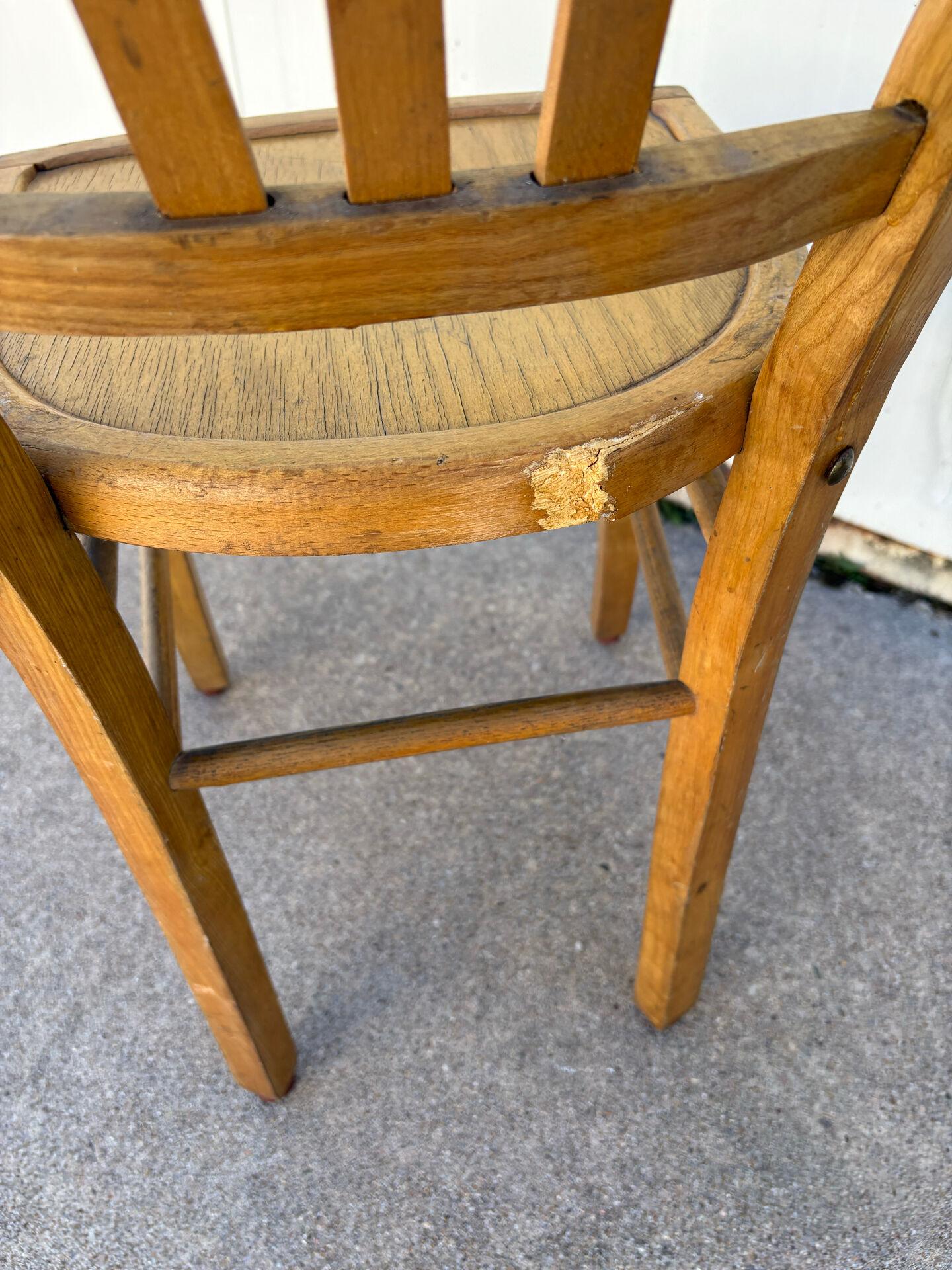 Set of 6 vintage bistro chairs
