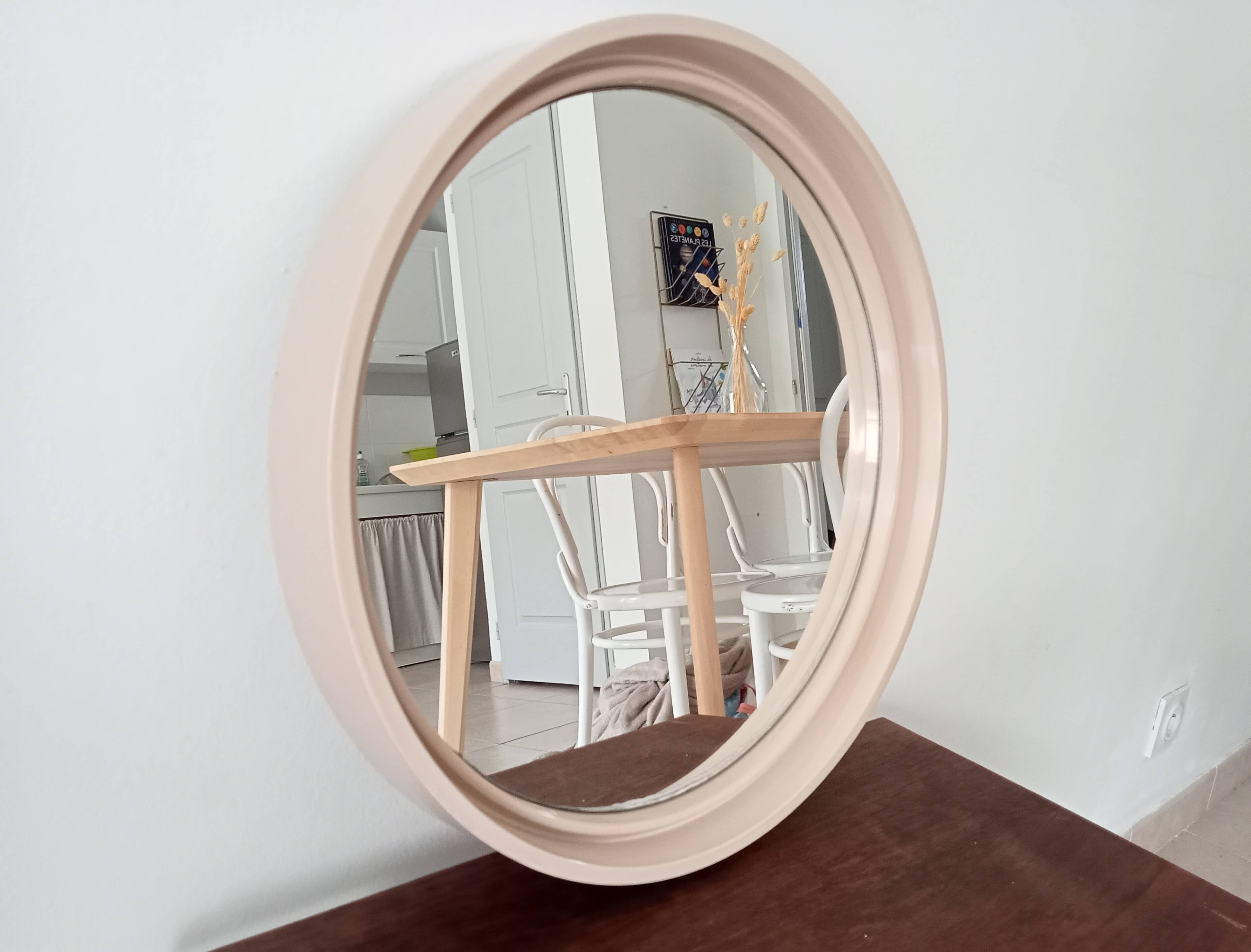 Vintage round mirror from the 60s/70s.