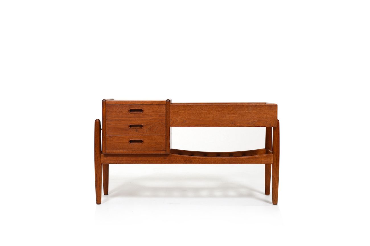 Teak planter by Arne Wahl Iversen 1960