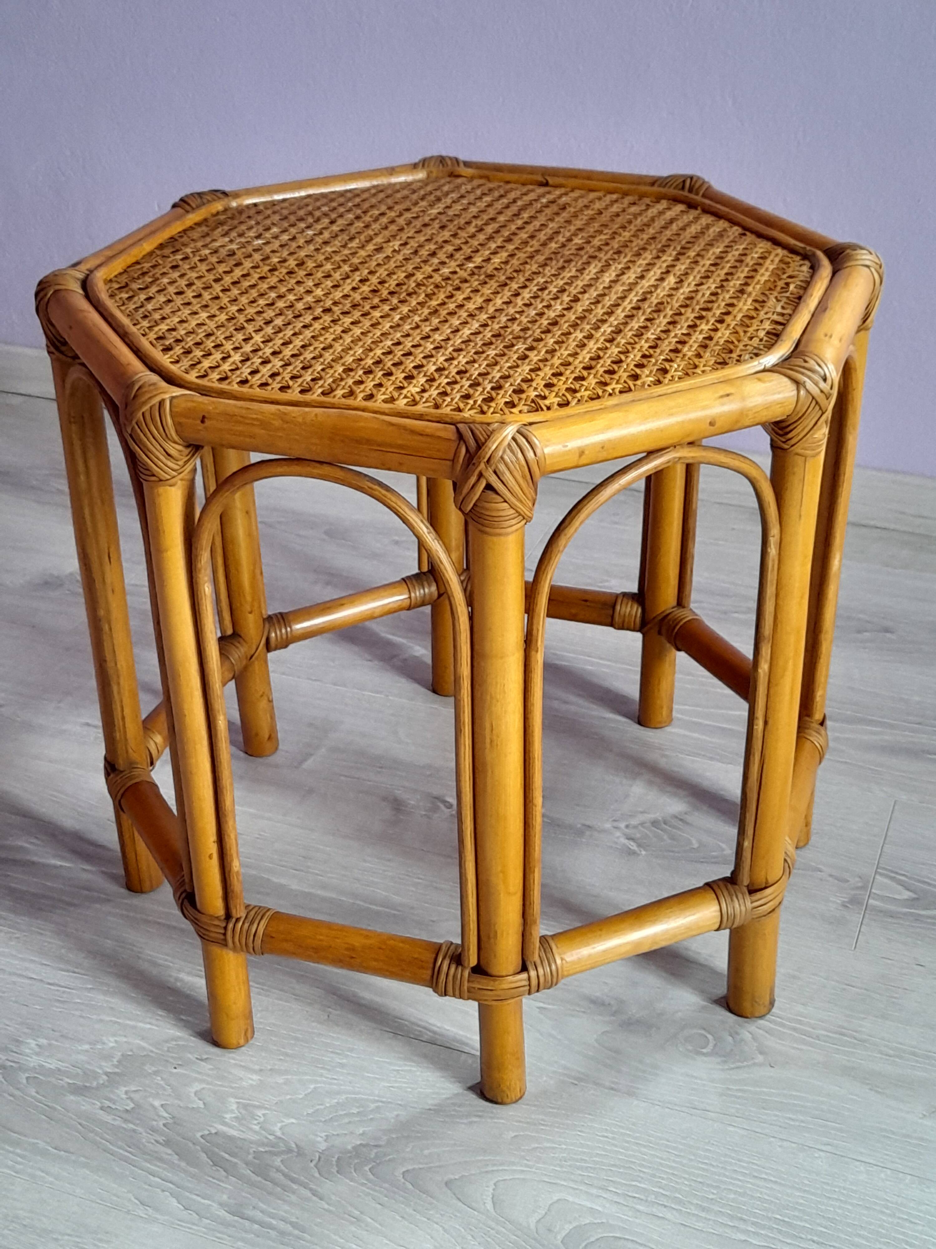 Table basse vintage en rotin