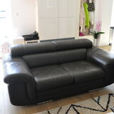 2-seater sofa in anthracite grey cowhide