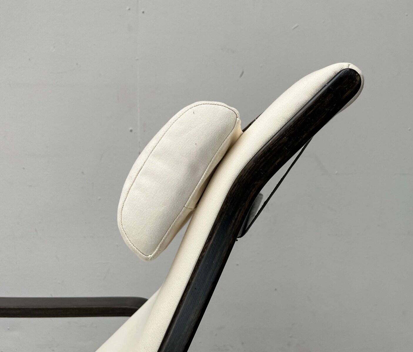 Modern mid-century Pulkka lounge chair set and footrest by Ilmari Lappalainen for Asko, Finland, 1960s.