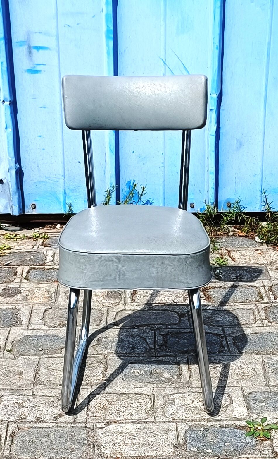 Pullman office chair