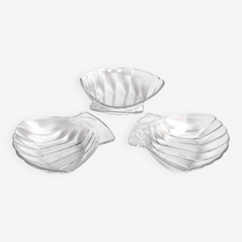 Set of 3 scallop shell ramekins