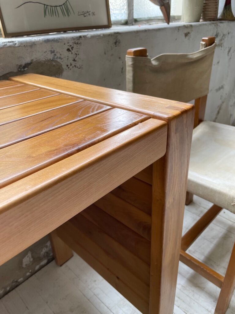 Regain dresser office row