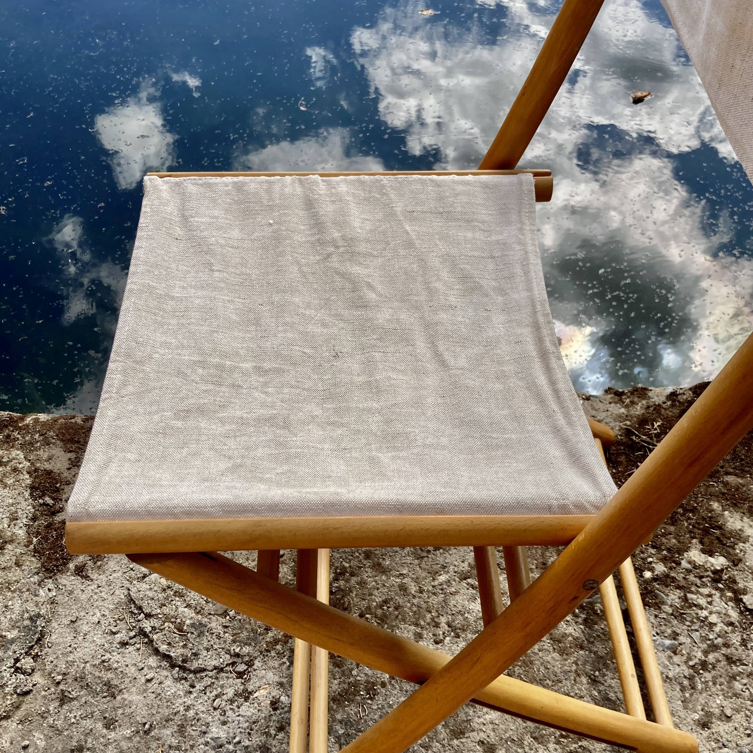 Set of 6 "design 1960" folding chairs.