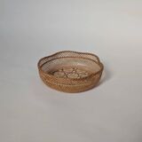 Woven basket made of natural fibre