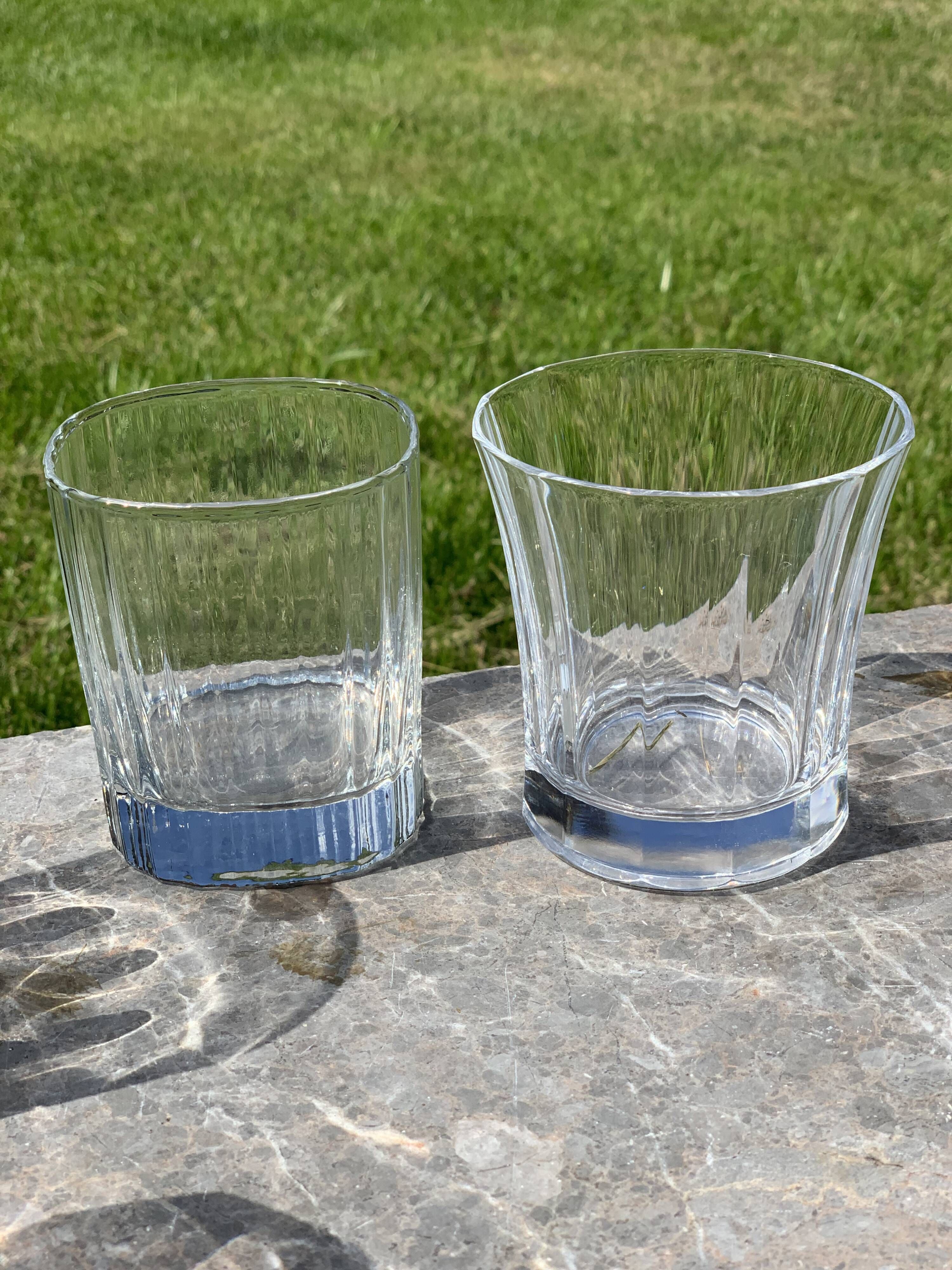 Set of 7 old whisky glasses, matching models.