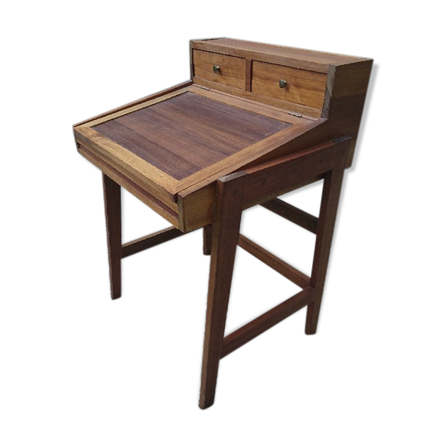 Child desk