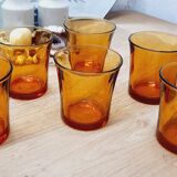 Set 6 amber glasses and decanter