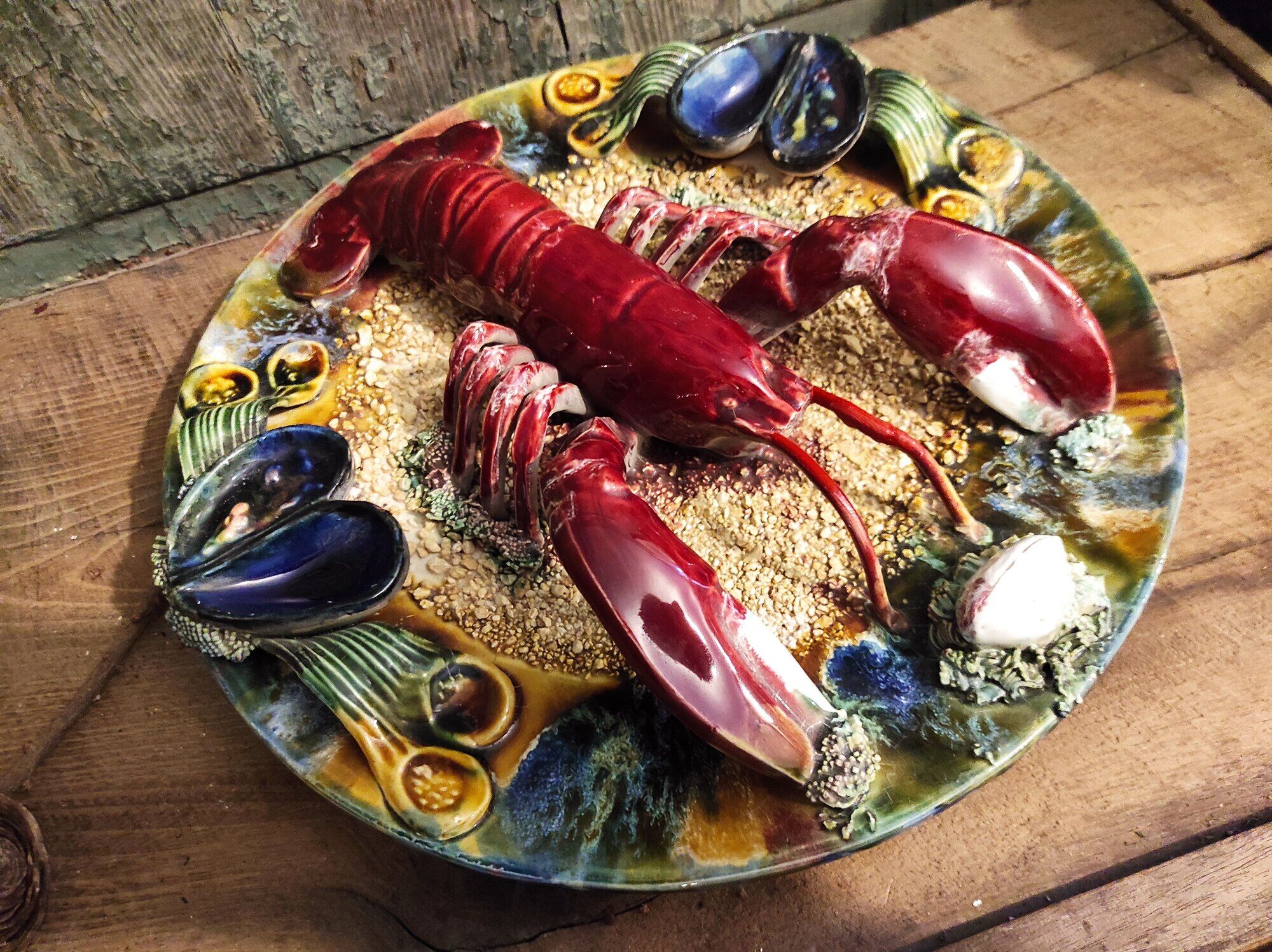 Portuguese Palissy plate depicting a lobster, 19th century
