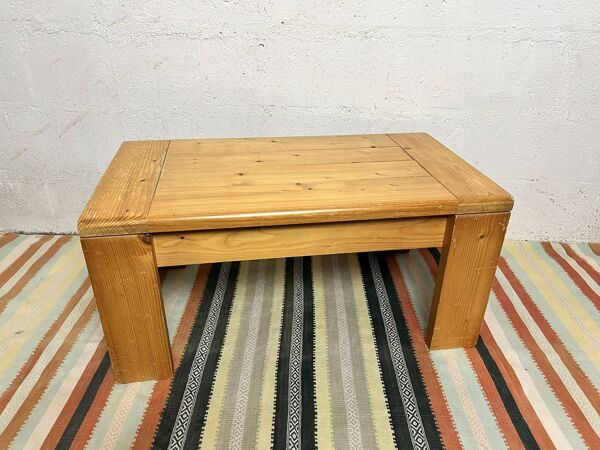 Sélection Charlotte Perriand table basse Les Arcs