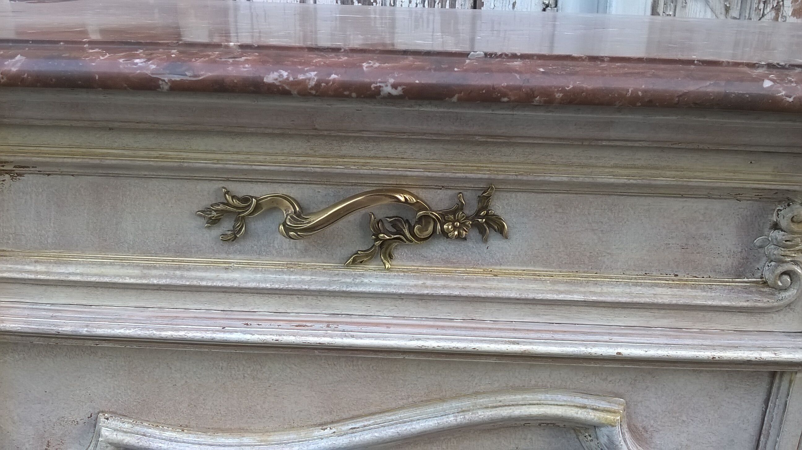 Patinated dresser 1900