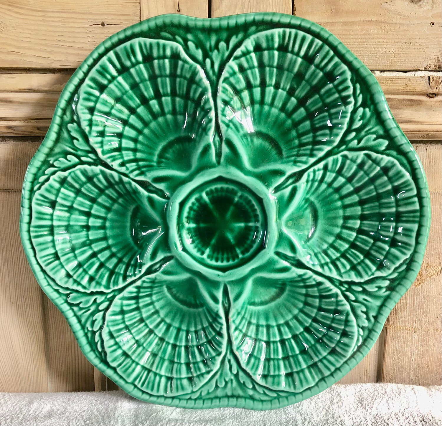 6 Sarreguemines slurry oyster plates