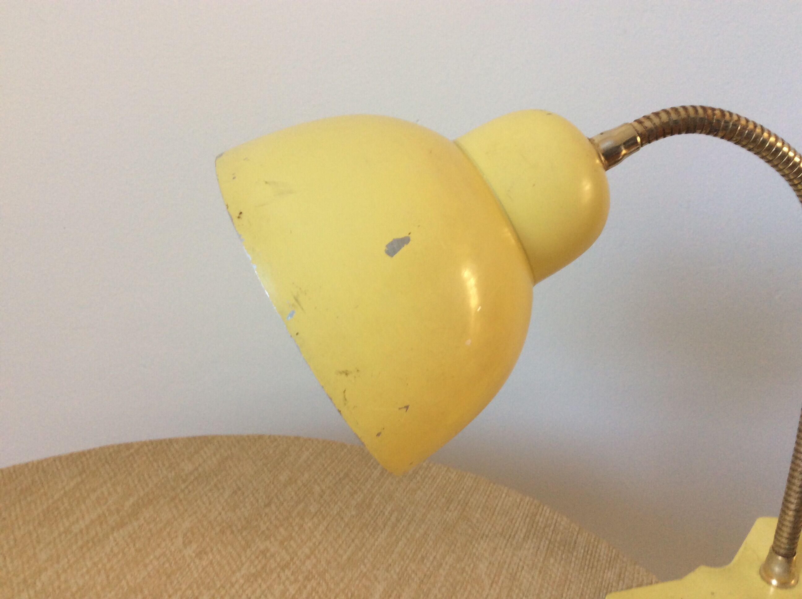 Lampe pince vintage jaune