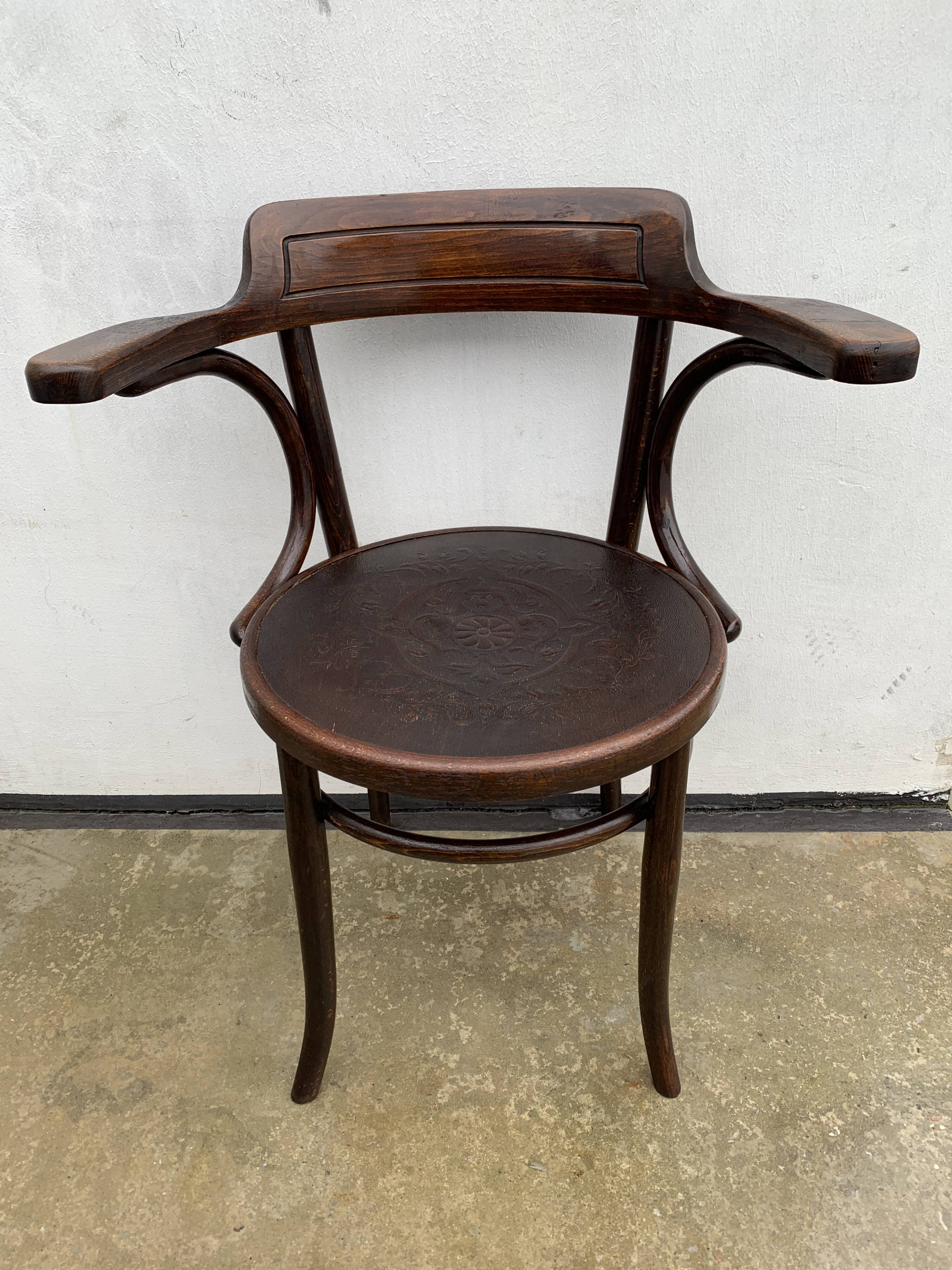 Art Nouveau office armchair, Austrian, in curved wood, signed Fischel