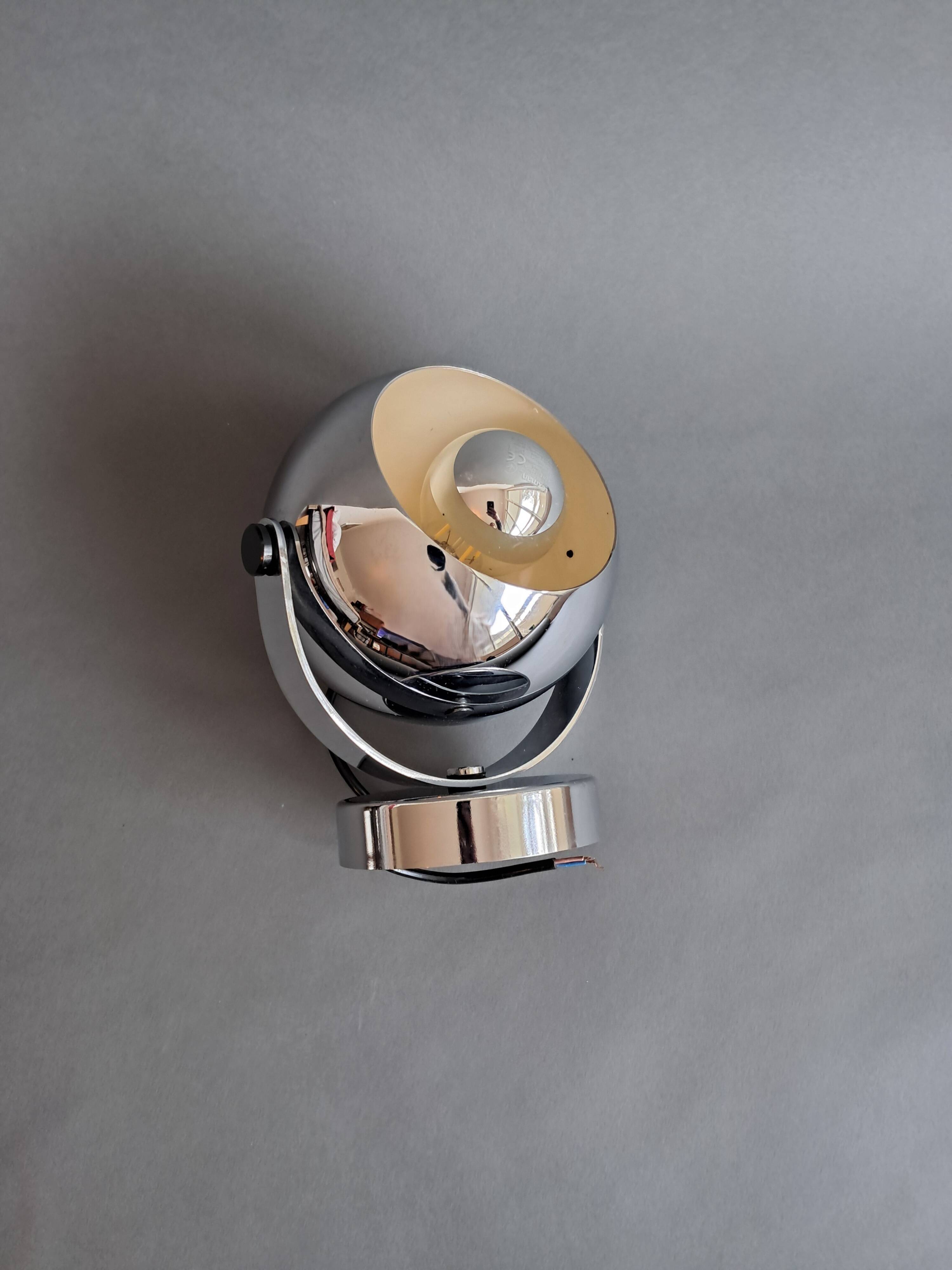 Eyeball chrome wall light 1960/1970