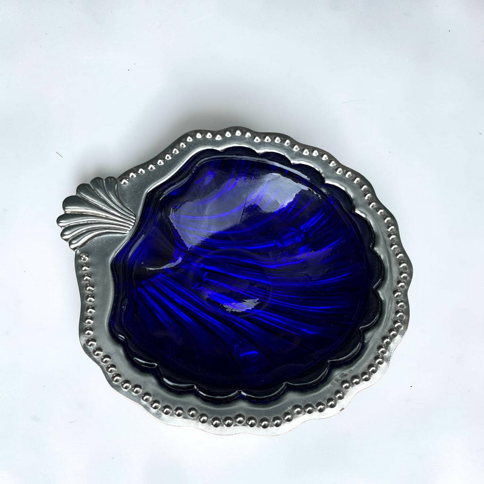 Silver-plated shell butter dish and vintage blue bowl from the 70s.