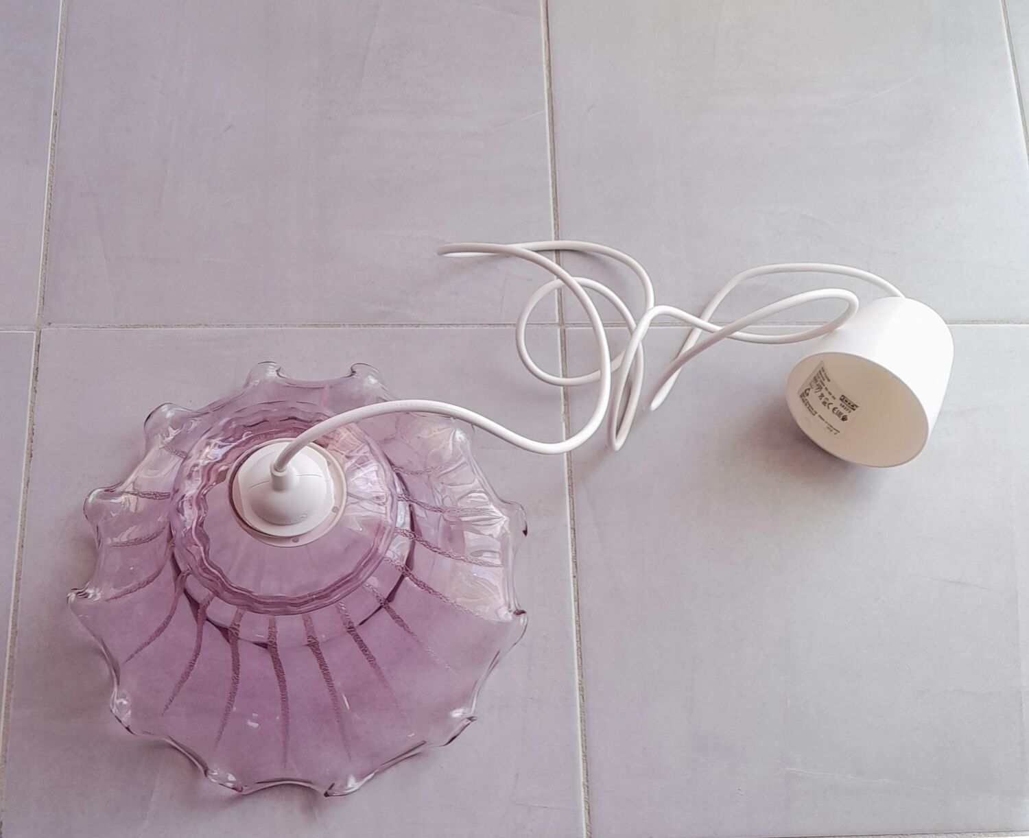 Pink glass pendant lamp