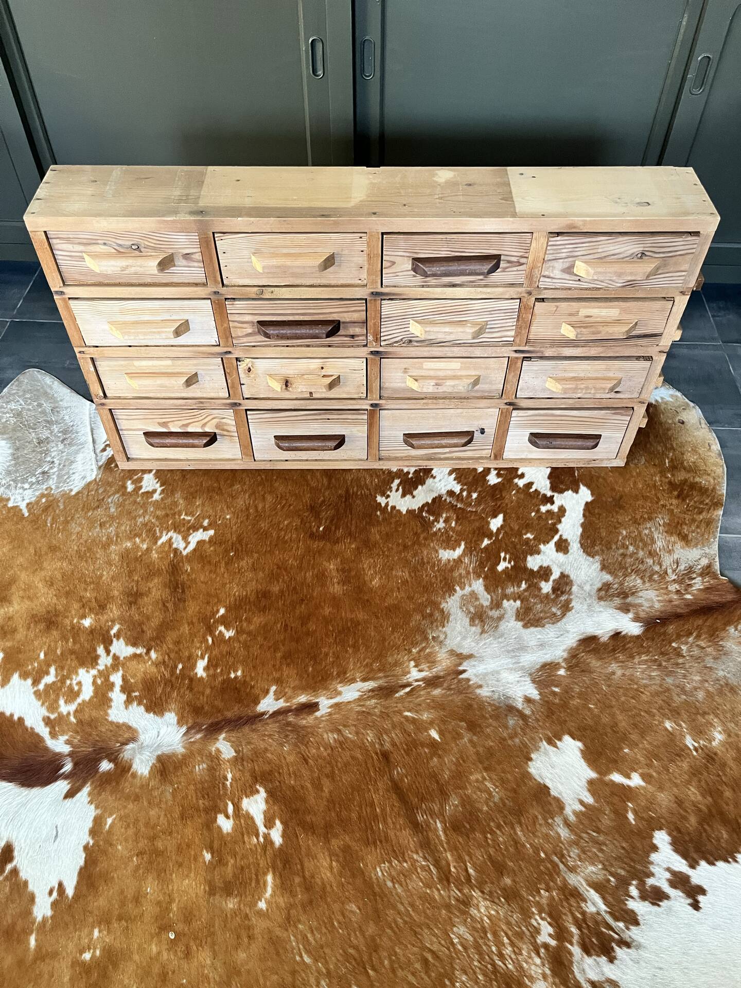 Workshop furniture