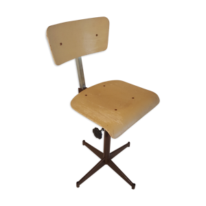 chaise industrielle d'atelier