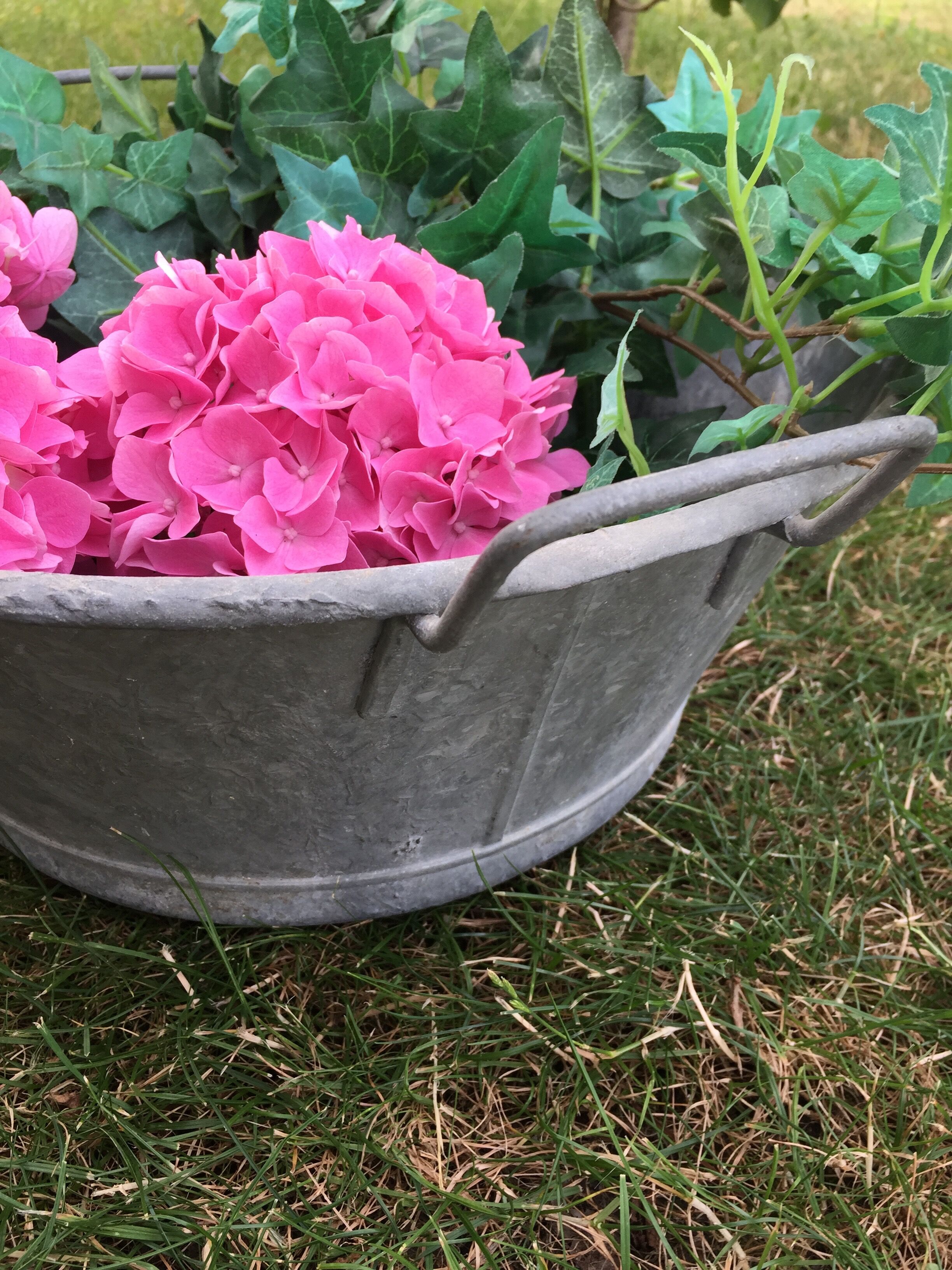 Zinc basin
