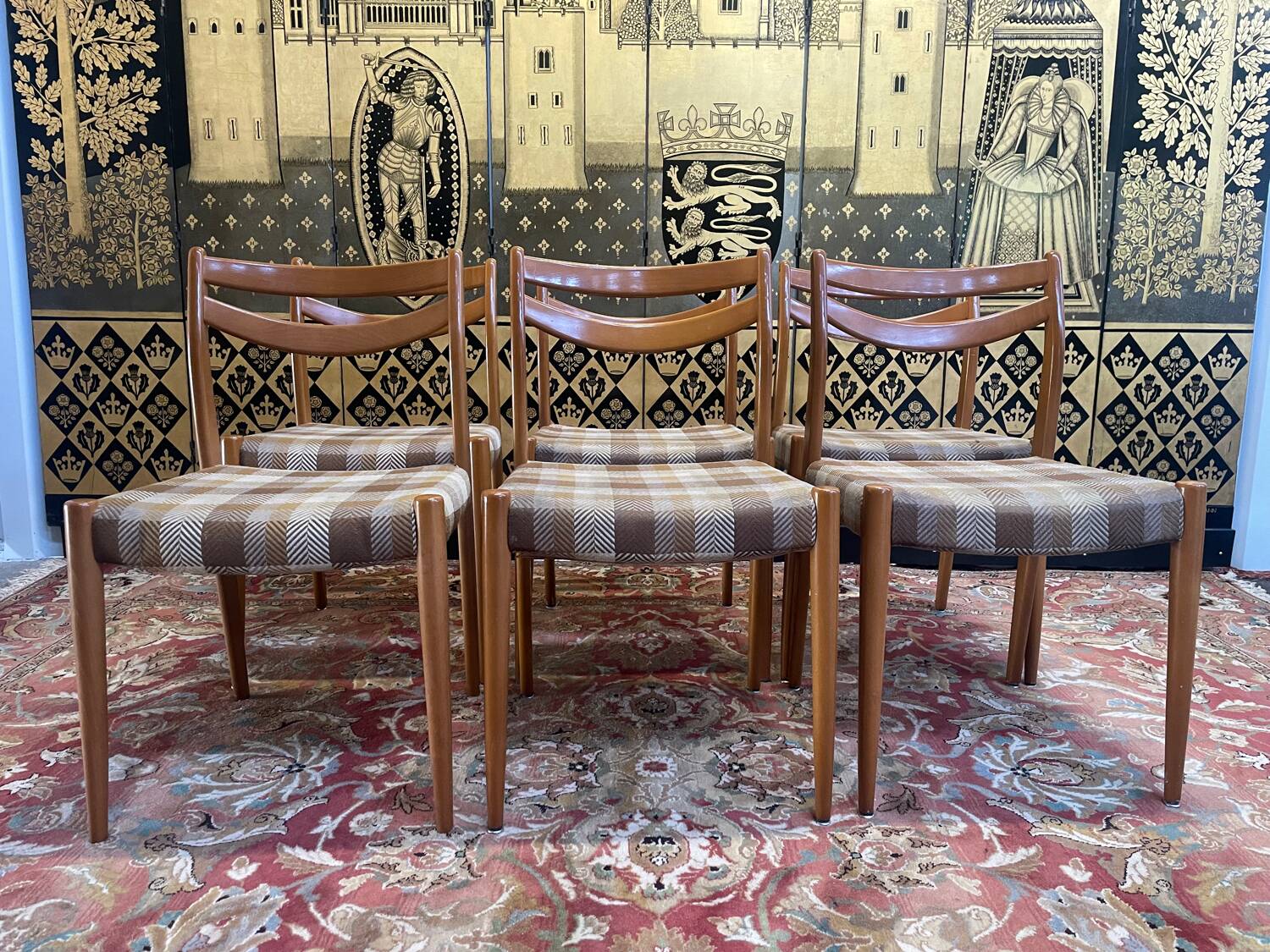 Suite de 6 chaises de style Scandinave