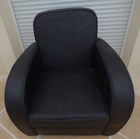 Black grey leather club chair - Very good condition