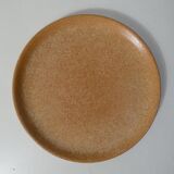 6 flat stoneware plates