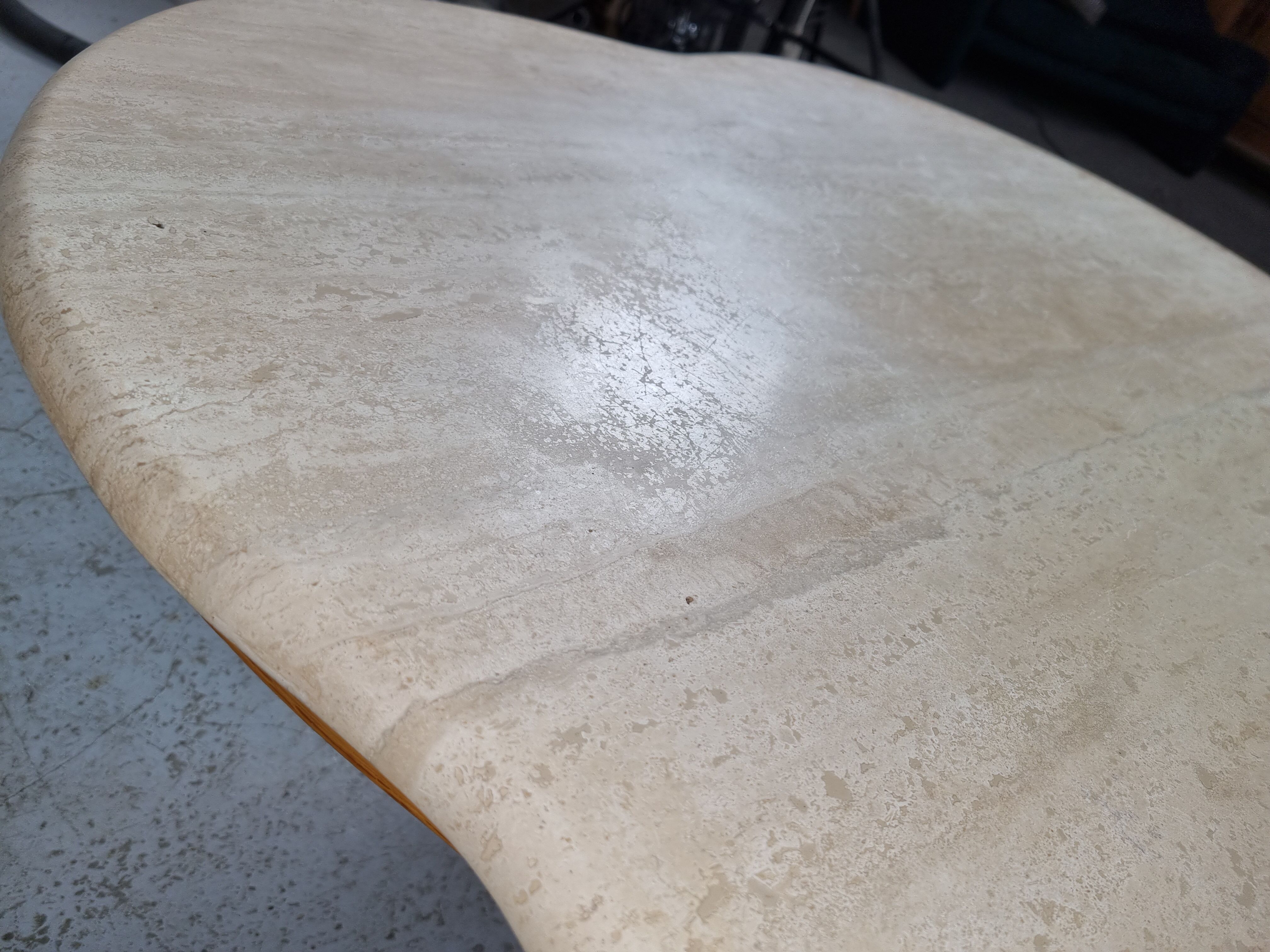 Vintage "cloud" coffee table in travertine, 80s