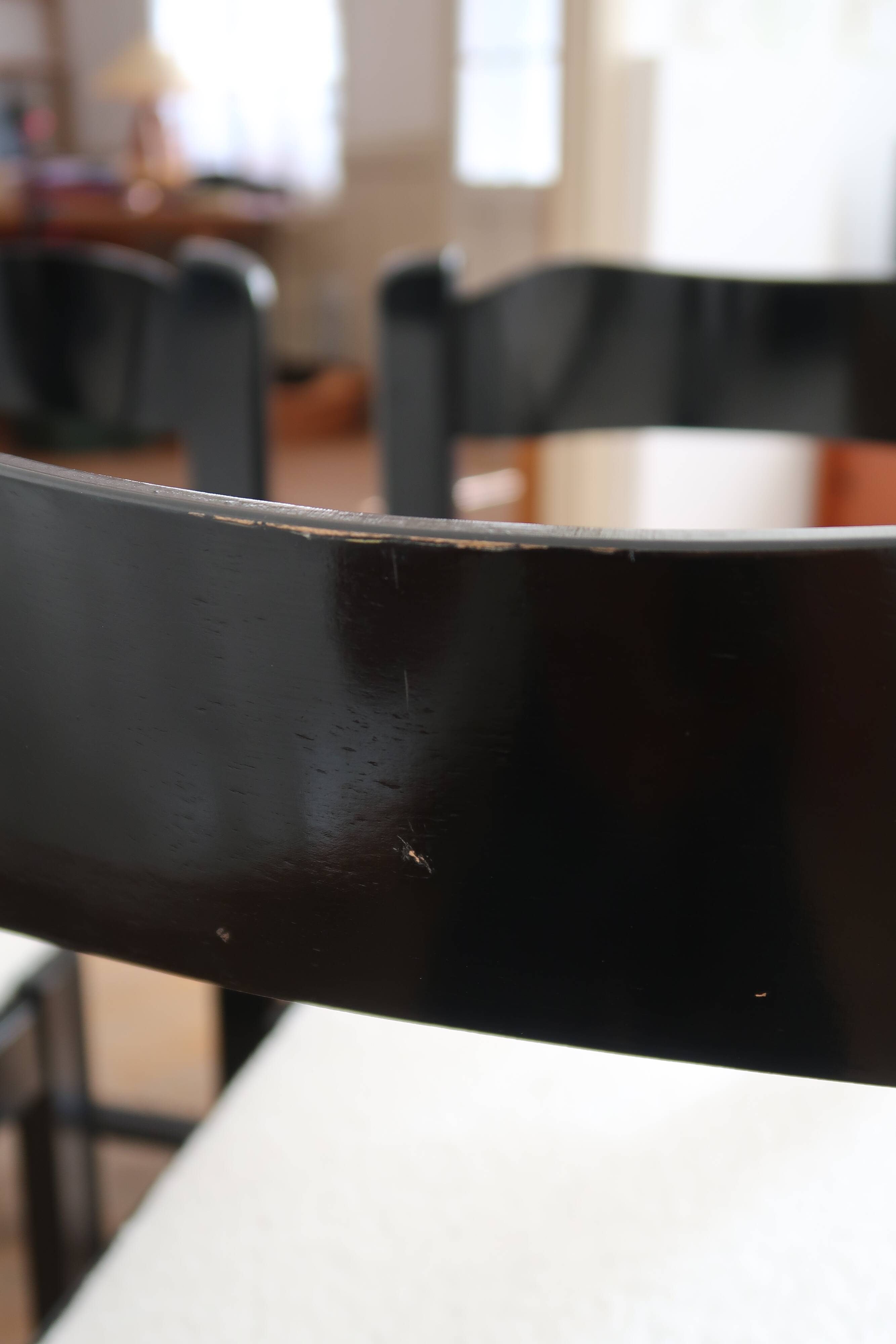 6 black lacquered and terry chairs