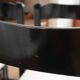6 chaises noires laquées et bouclette
