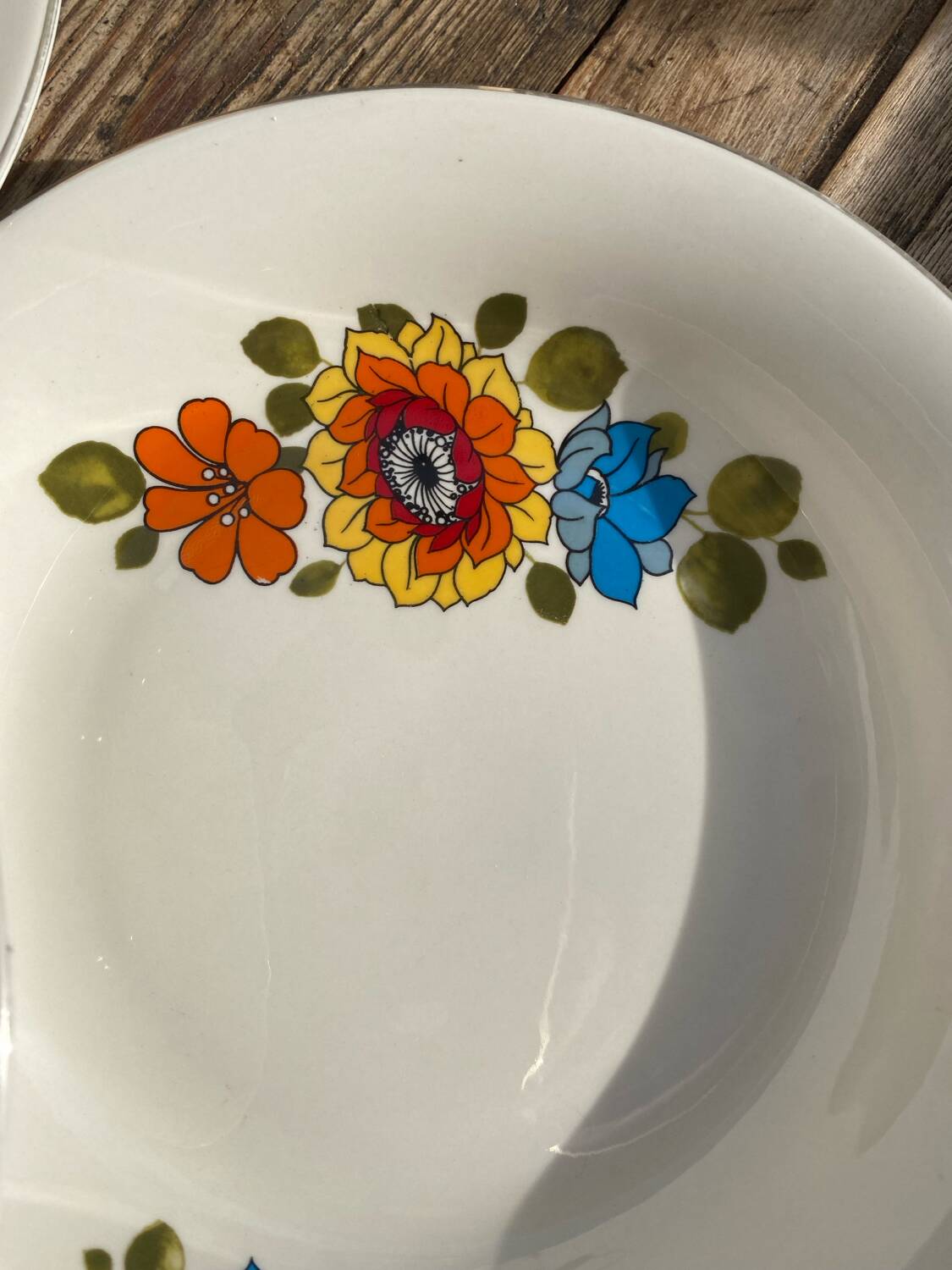 Vintage floral soup plates