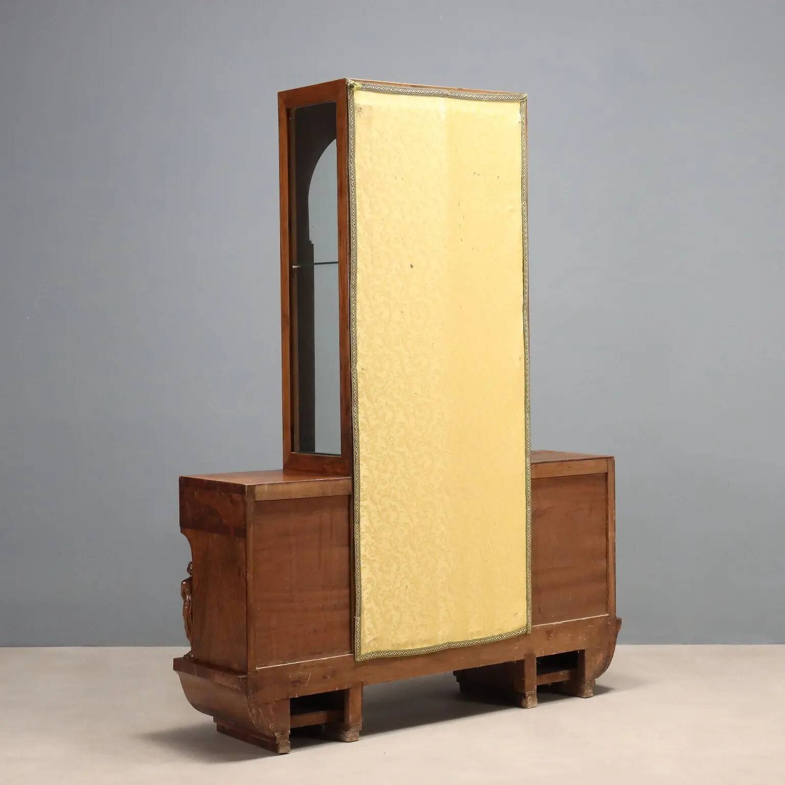 Vintage display cabinet in burl veneer, design, Italy, 1920s-1930s