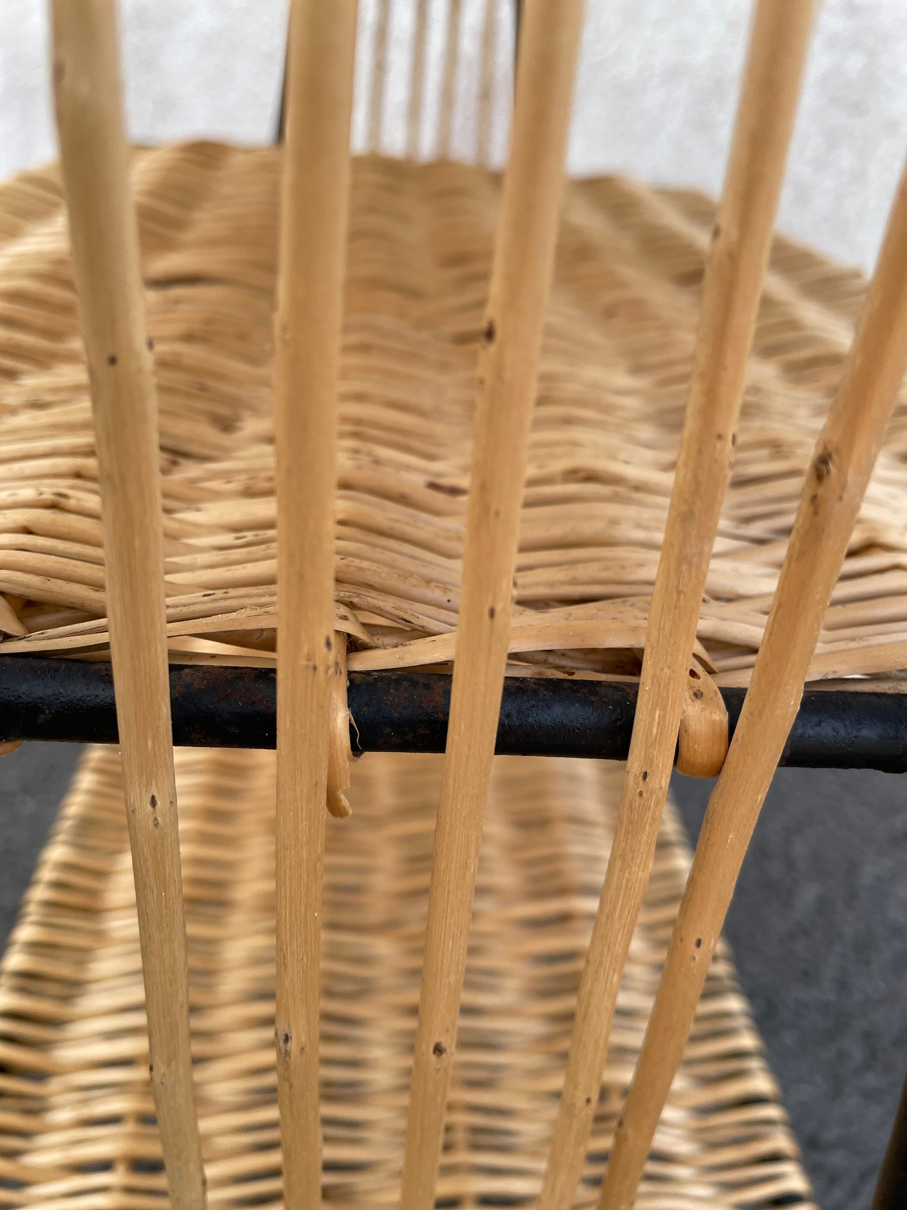 Wicker lyre side table