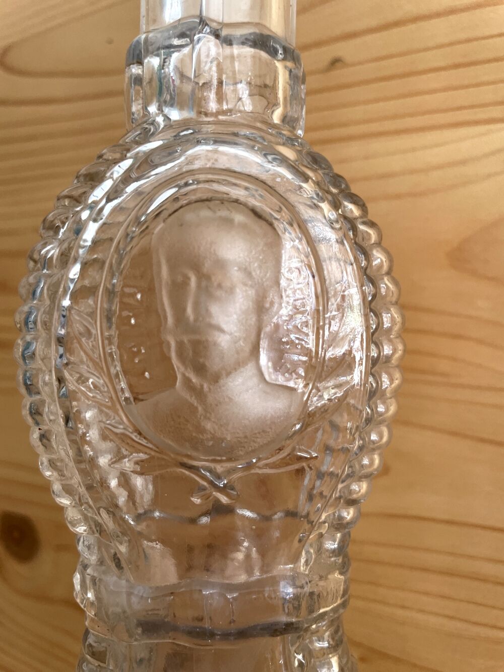 BOTTLE IN LEGRAS SHAPE REPRESENTING ADMIRAL GERVAIS ALEXANDRA III CARNOT