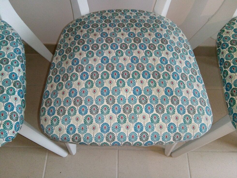 Lot de 4 chaises vintage monobloc 1950