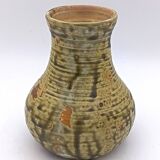 Stoneware vase signed Pierre Lion, Saint-Amand-en-Puisaye.