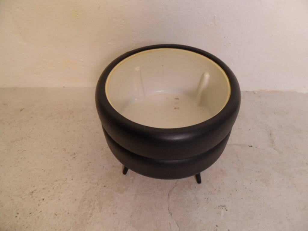 Vintage skai pouffe