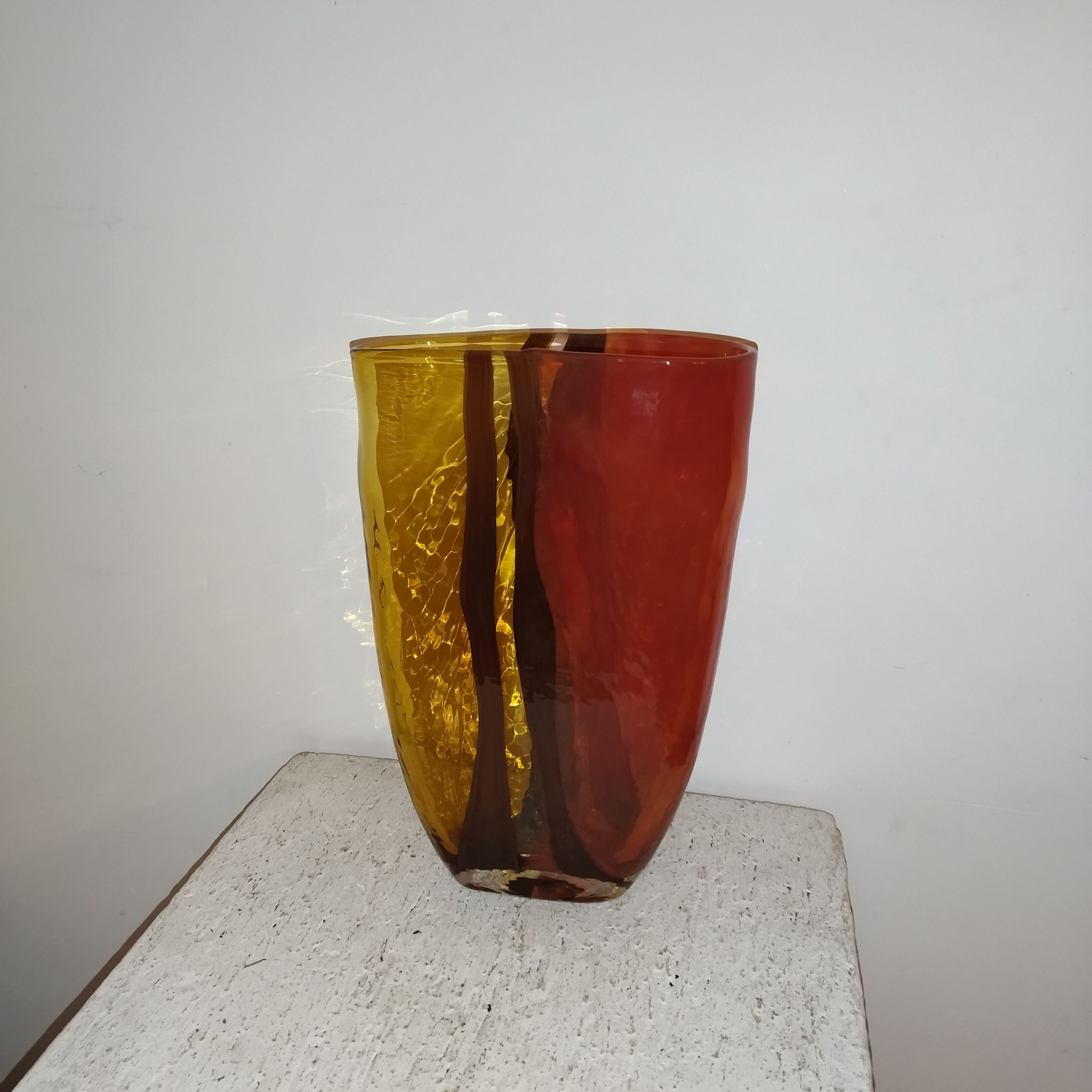 Vase verre soufflé moulé années 80
